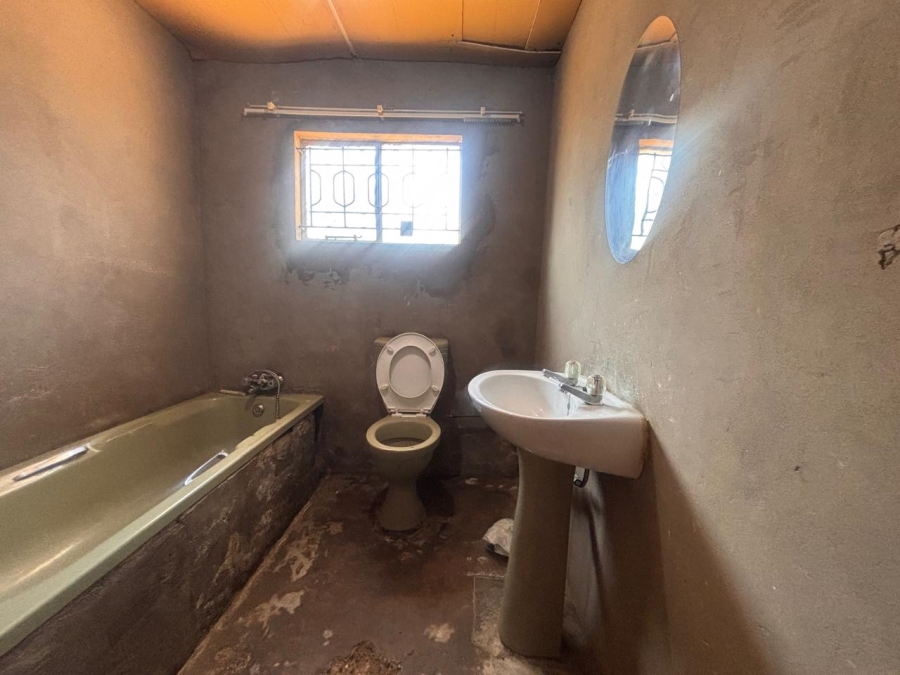 3 Bedroom Property for Sale in Kagisanong Free State